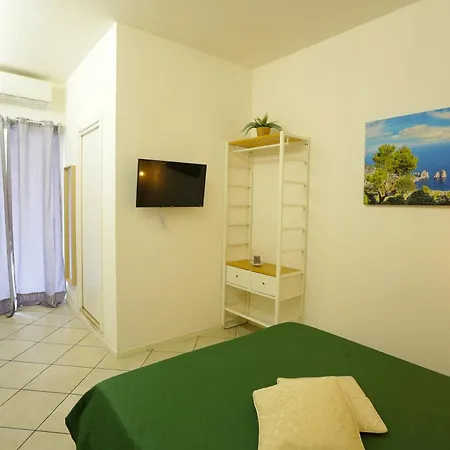 Domus Zapata Апартаменты Неаполь